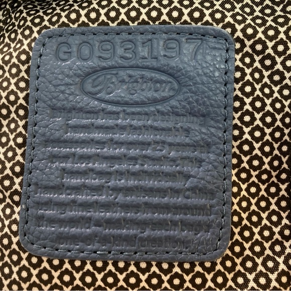 BRIGHTON Trudi Brave Heart Crossbody Bay Blue Leather - Picture 7 of 7